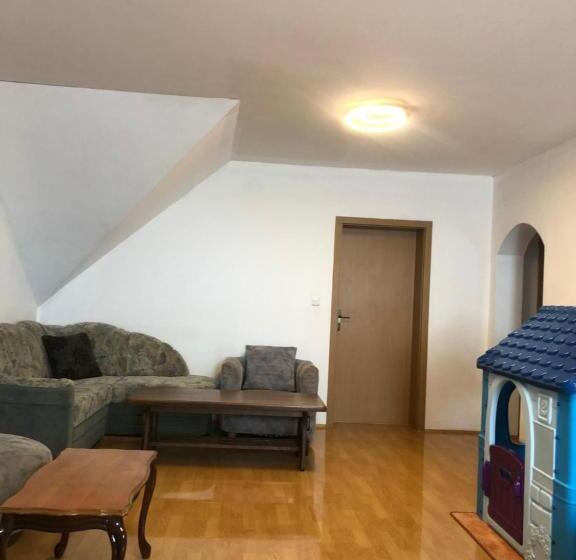 پانسیون Ubytování Mája