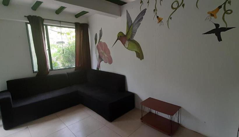 호스텔 Duck House