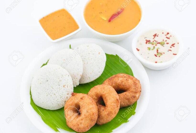 هاستل Sarovara Deluxe Rooms