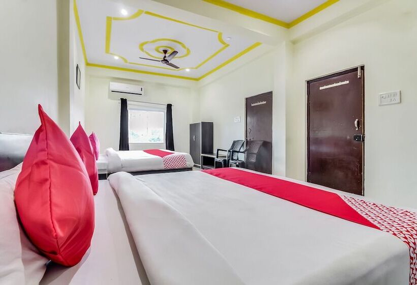 هاستل Treebo Trip Banshi