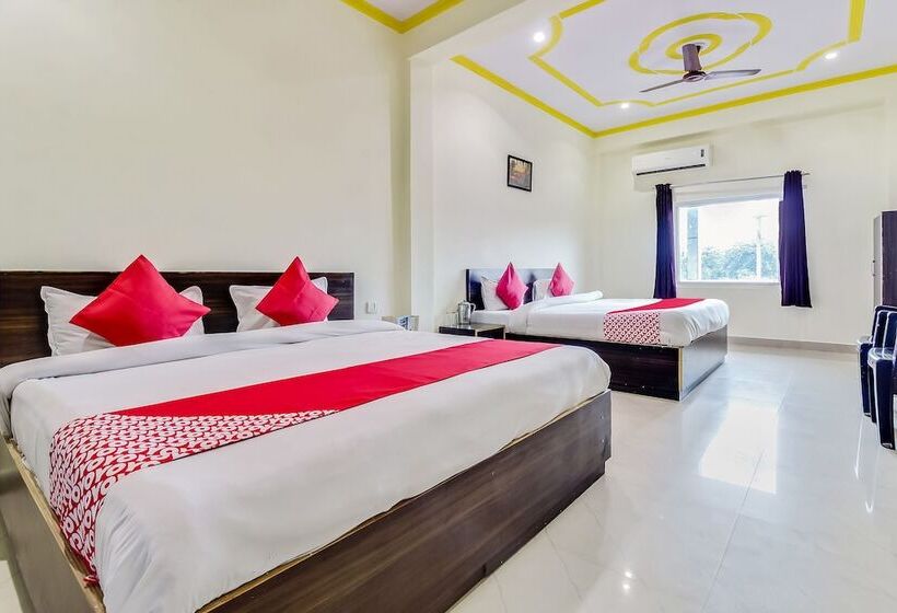 هاستل Treebo Trip Banshi