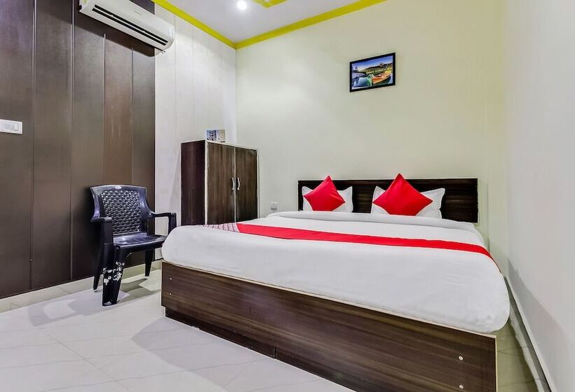 هاستل Treebo Trip Banshi