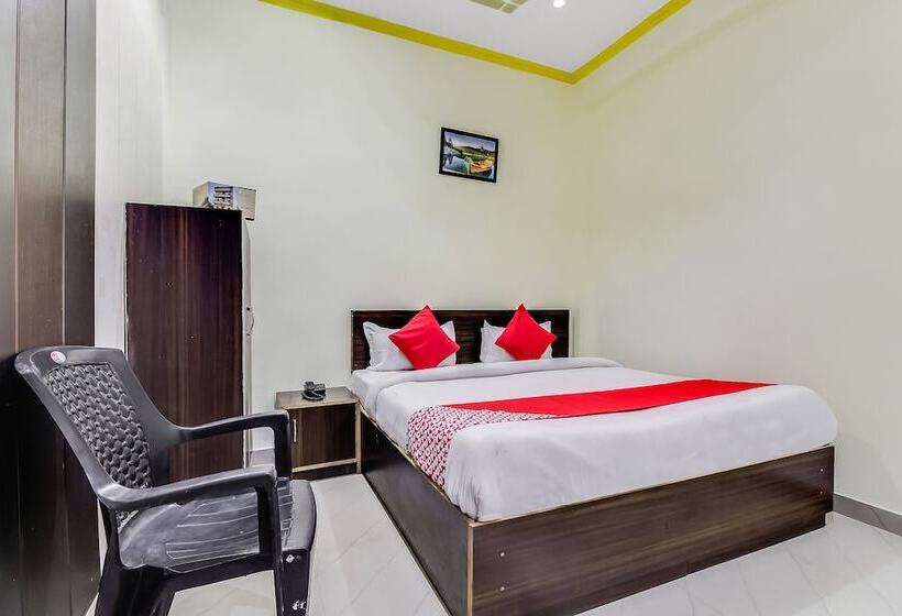 هاستل Treebo Trip Banshi