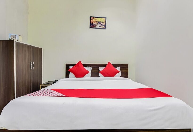 هاستل Treebo Trip Banshi