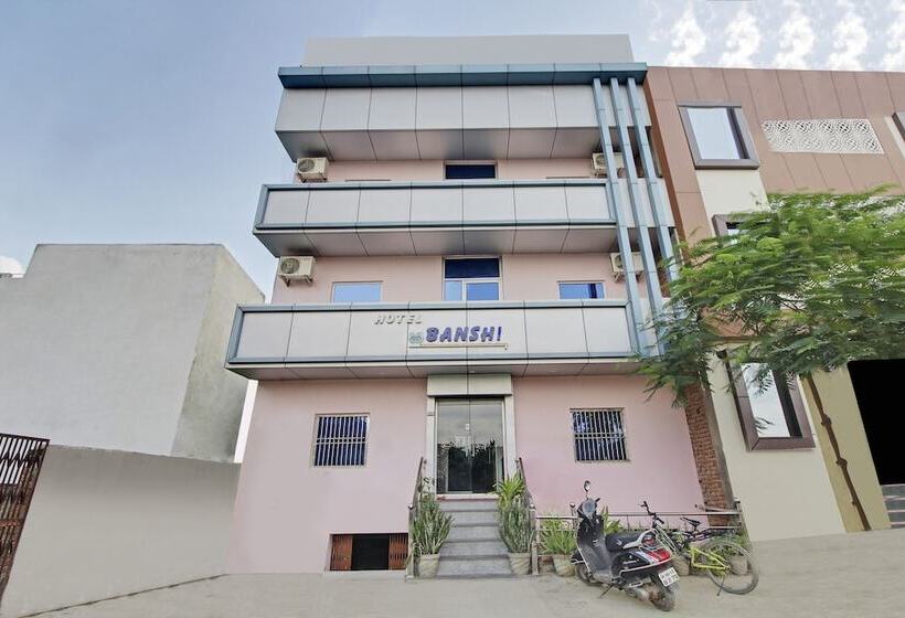 هاستل Treebo Trip Banshi