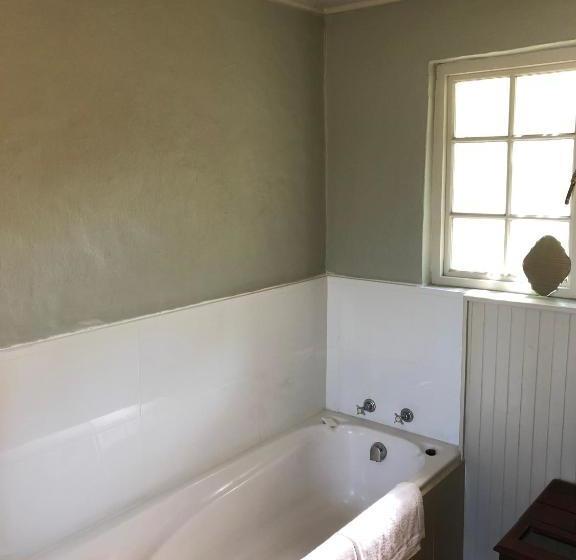 هتل Halstead Farm