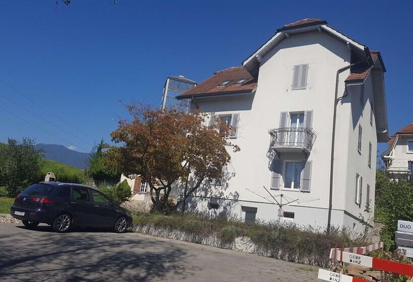 بنسيون Casa Carmela