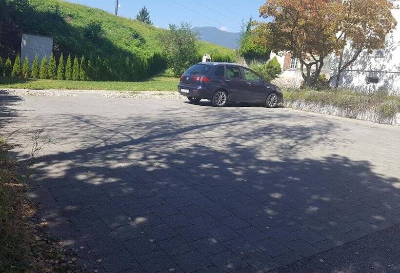 بنسيون Casa Carmela