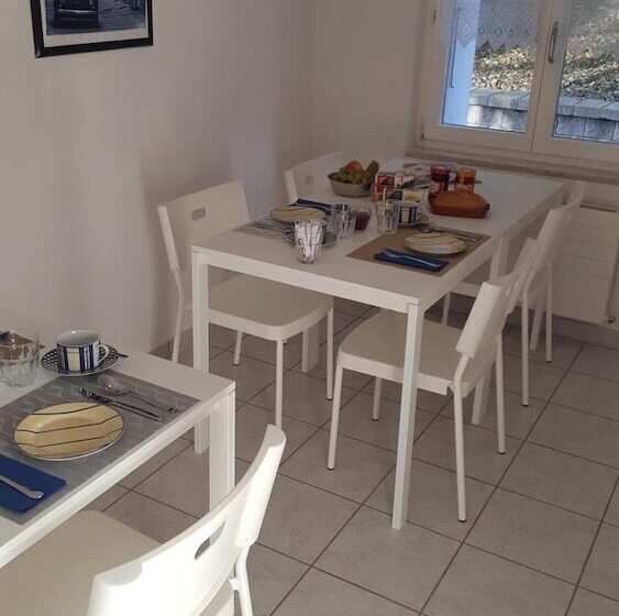 بنسيون Casa Carmela