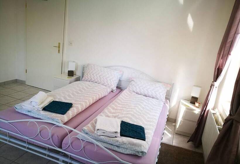 بنسيون Casa Carmela