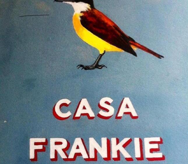 بنسيون Casa Frankie