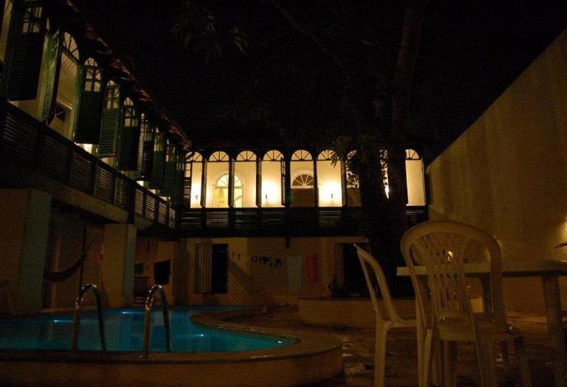 بنسيون Casa Frankie