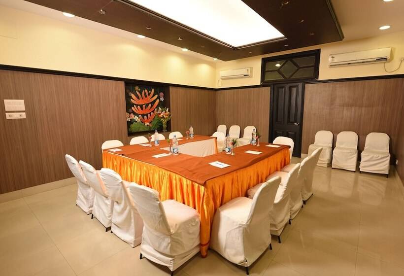 بنسيون Chowdhury's Guest House