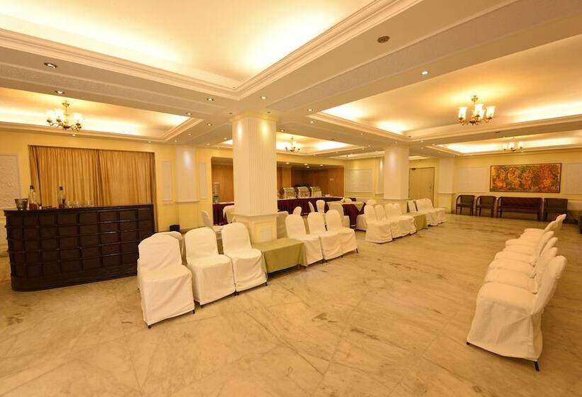 بنسيون Chowdhury's Guest House