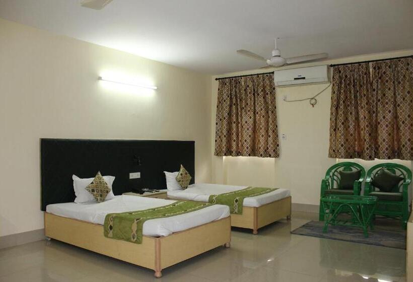 بنسيون Chowdhury's Guest House