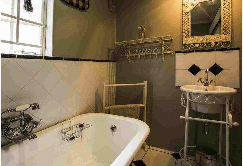 פנסיון De Ark Guest House