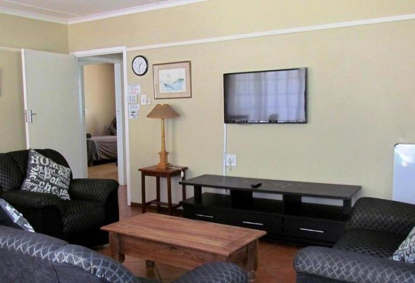 ペンション Duvet & Crumpets