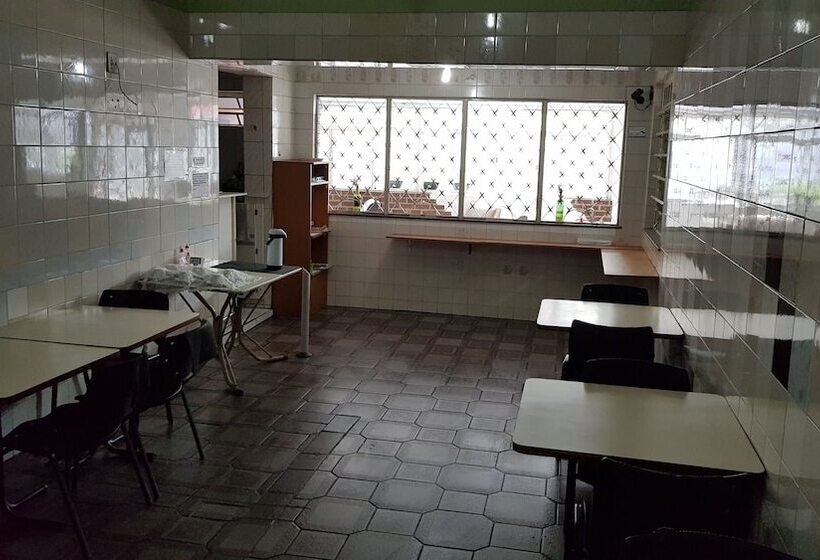 פנסיון E Pousada Freitas