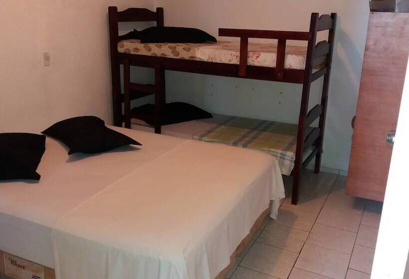 פנסיון E Pousada Freitas