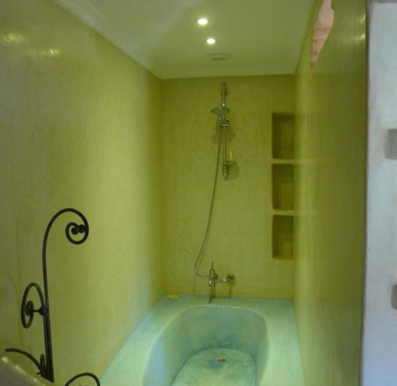 پانسیون Elmalara