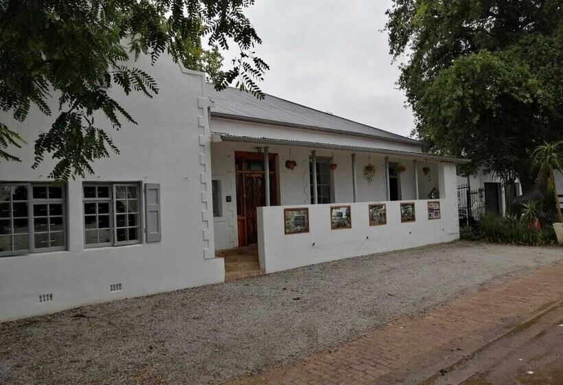 بنسيون Fiore Guest Accommodation