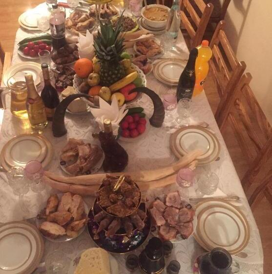 پانسیون Guest House Gzirishvili