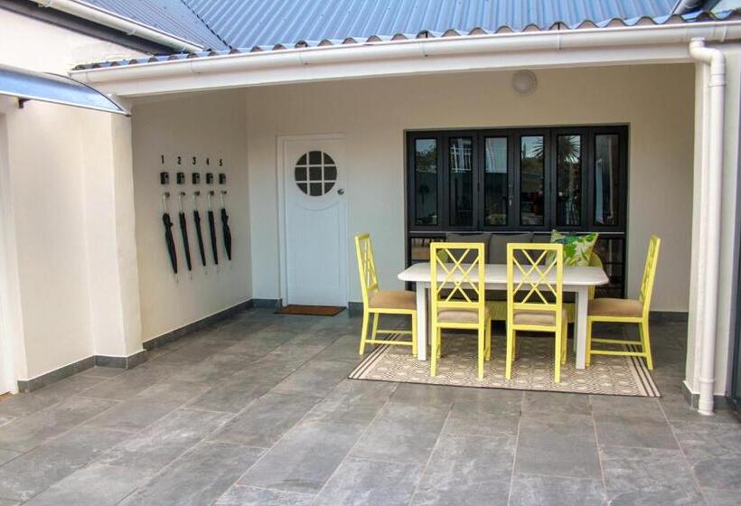 پانسیون Hermanus Champagne Accommodation