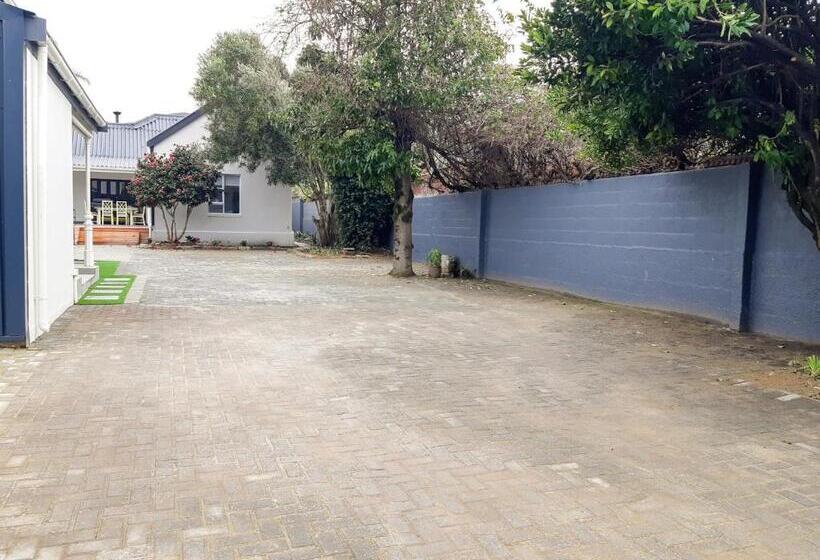 پانسیون Hermanus Champagne Accommodation