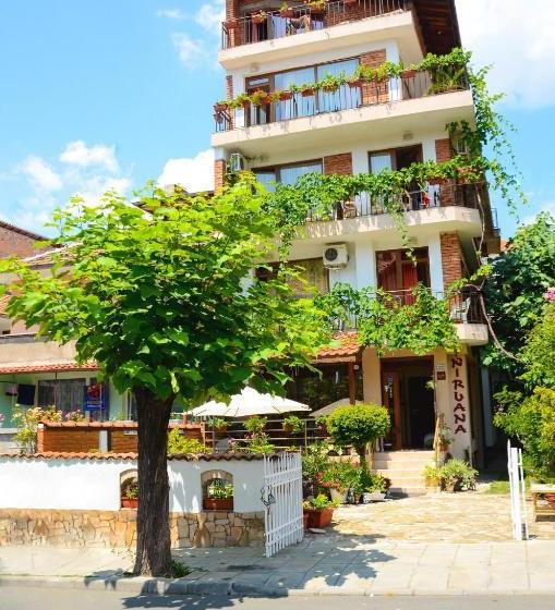 Пансион Nirvana Guest House