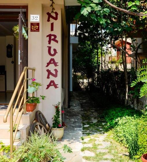 Пансион Nirvana Guest House