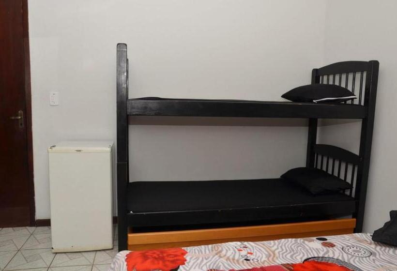 פנסיון Suite De Férias