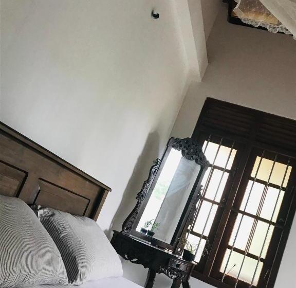 بنسيون Royal Resort