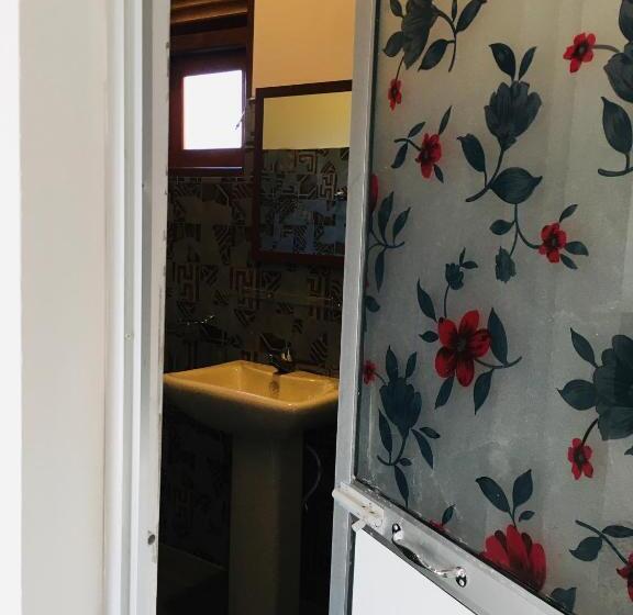 بنسيون Royal Resort