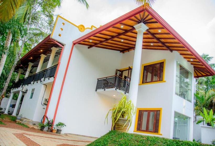 Пансион Villa White