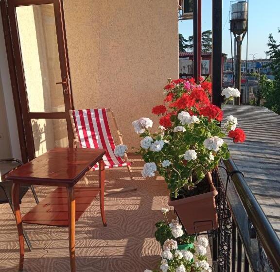 پانسیون White Hotel Guesthouse