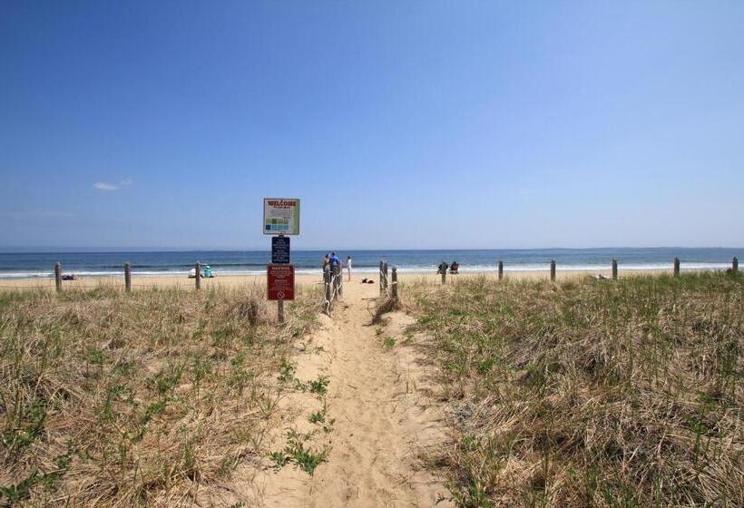 Atlantic Ocean Suites