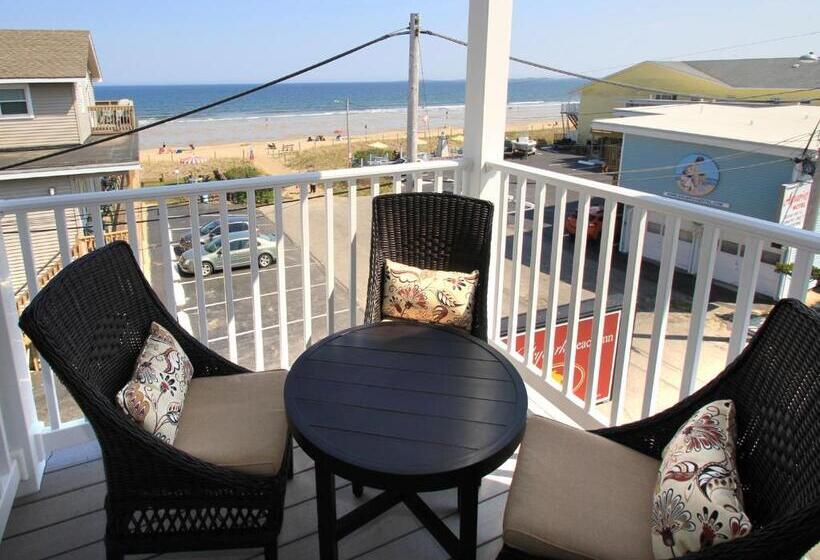 Atlantic Ocean Suites