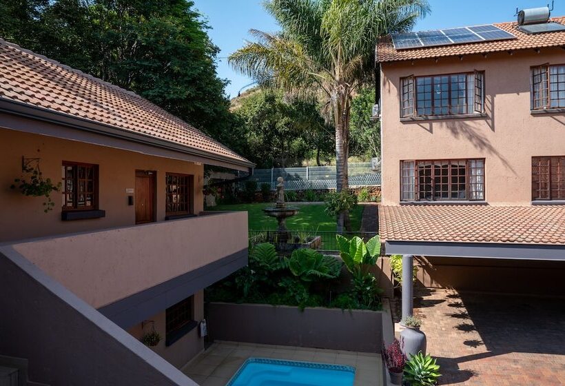 פנסיון Casa Albergo Corporate Guest House