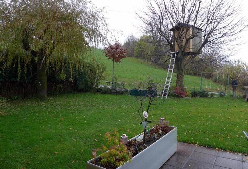 بنسيون Gästehaus Zussner