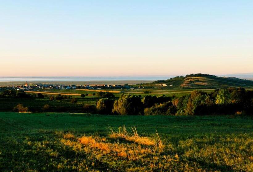 Пансион Gut Leithaberg