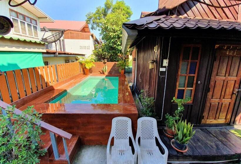 پانسیون Ktt Resort Sukhothai