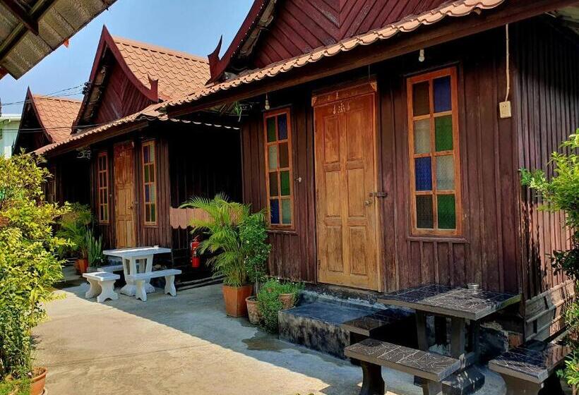 پانسیون Ktt Resort Sukhothai