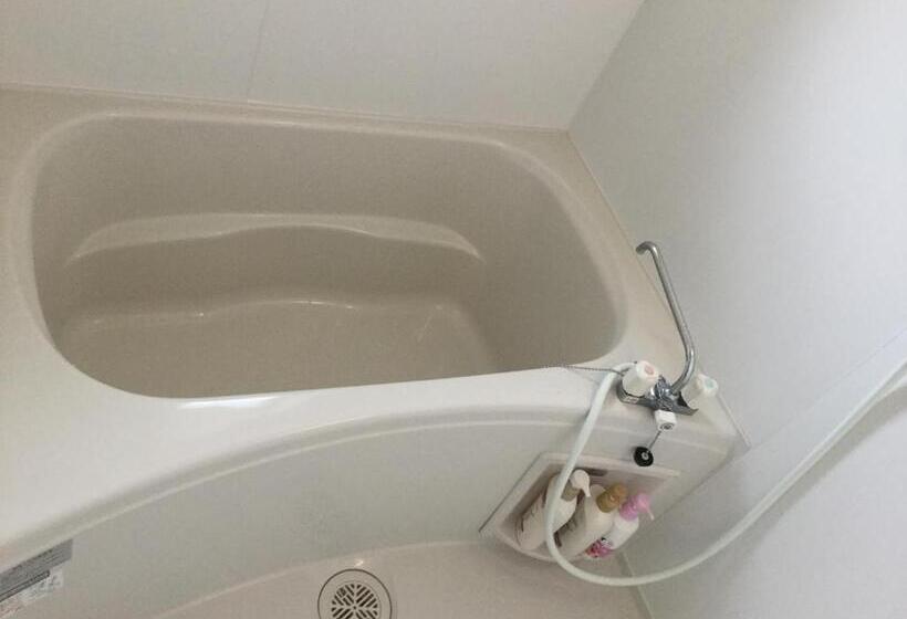 بنسيون La Curacion