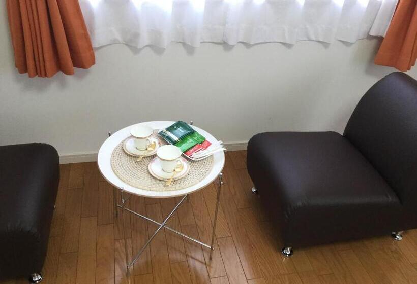 بنسيون La Curacion