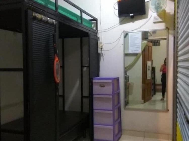 Пансион Peony Guesthouse