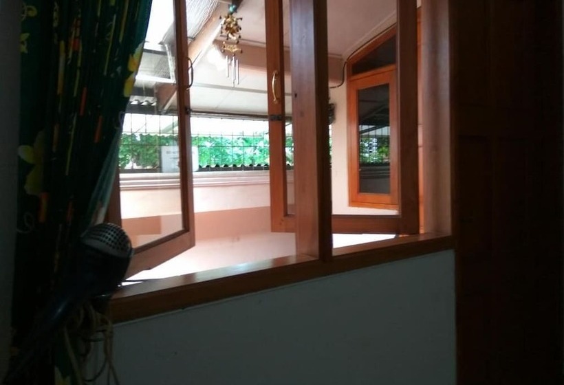 Пансион Peony Guesthouse