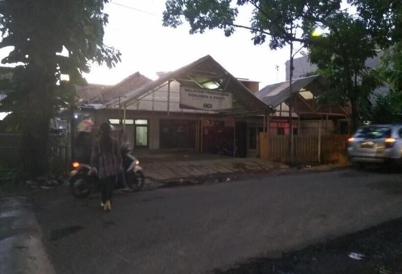 Пансион Peony Guesthouse