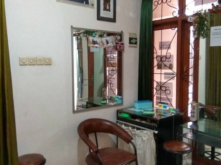 Пансион Peony Guesthouse