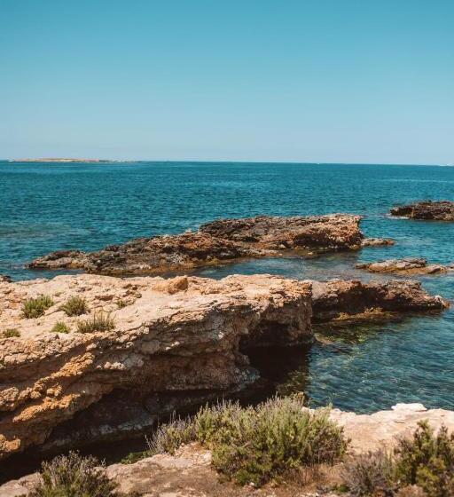 پانسیون The 1930 S Maltese Residence