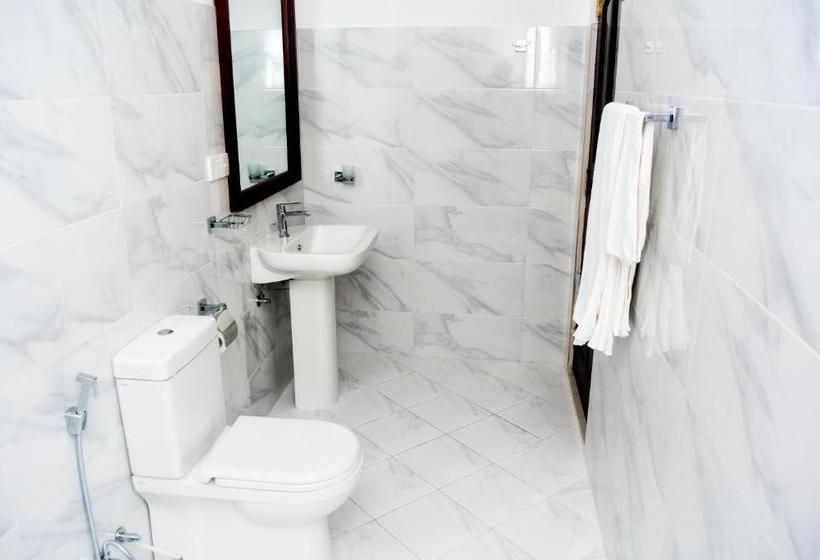 Пансион Villa De White Sambur